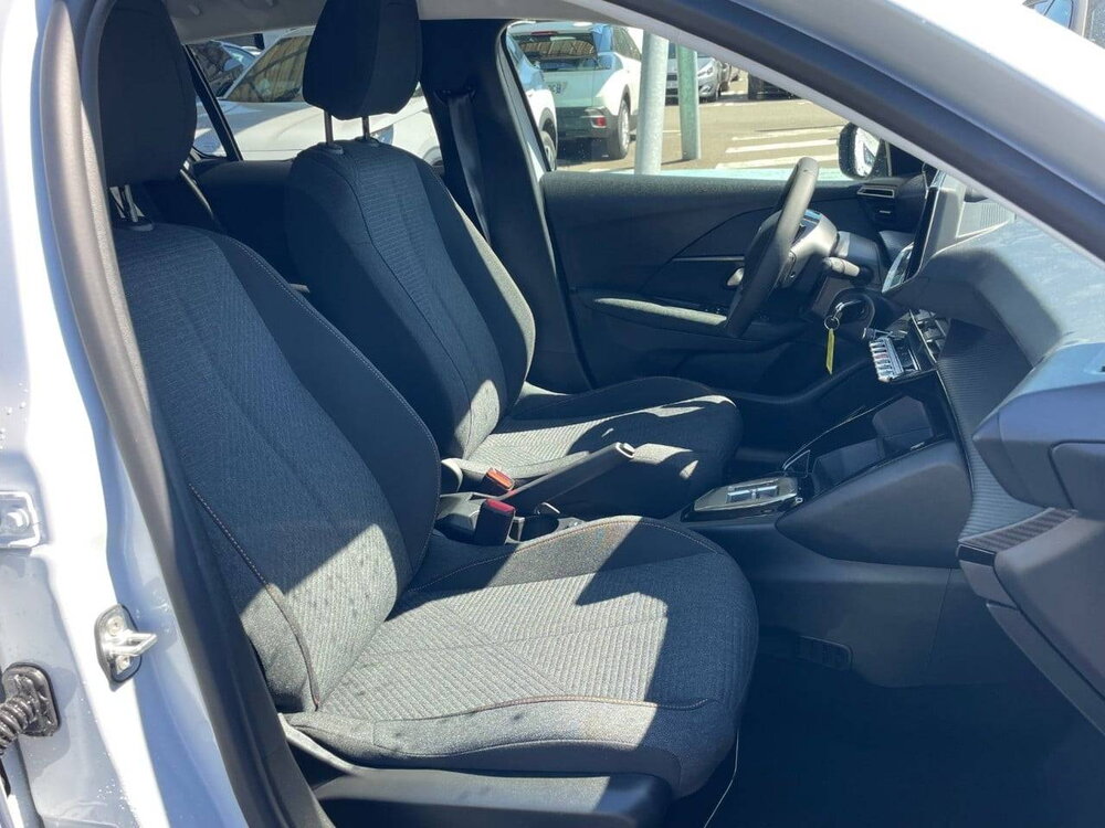 Occasion PEUGEOT 208 208 Hybrid 110 ch e-DCS6 - série spéciale EDITION