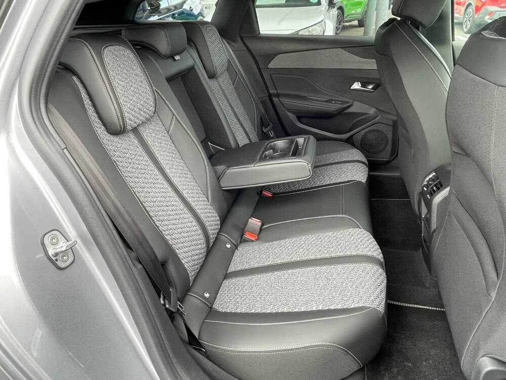 Occasion PEUGEOT 308 308 SW Hybrid 145 e-DCS6 - Allure