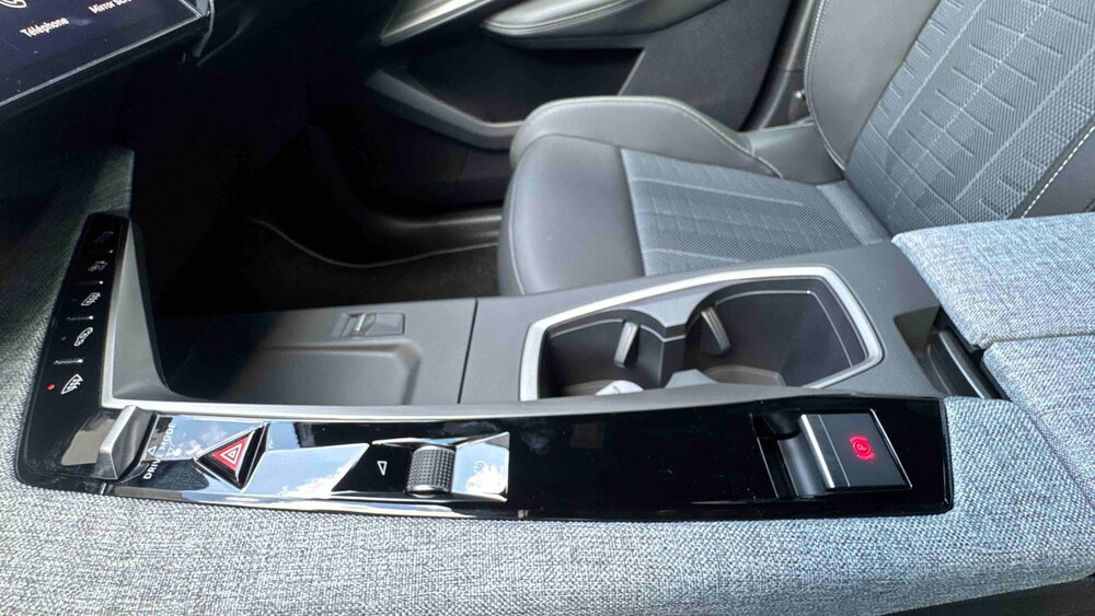 Occasion PEUGEOT 3008 3008 Hybrid 145 e-DCS6 - GT