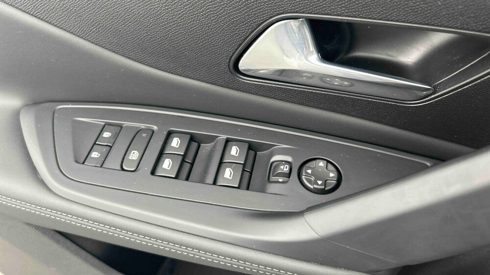 Occasion PEUGEOT 308 308 Hybrid 145 e-DCS6 - Allure