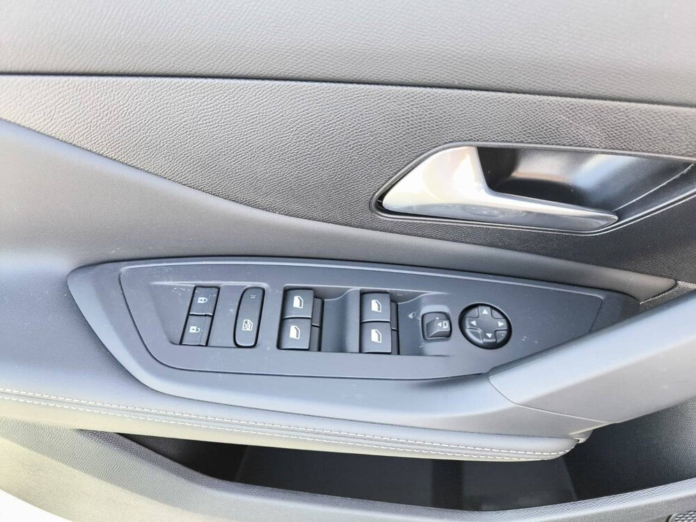 Occasion PEUGEOT 308 308 SW Hybrid 145 e-DCS6 - Allure