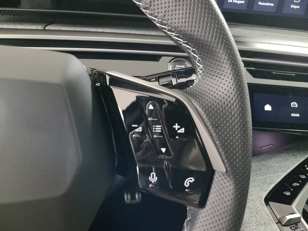 Occasion PEUGEOT 3008 3008 Electrique 210 ch 73 kWh - GT