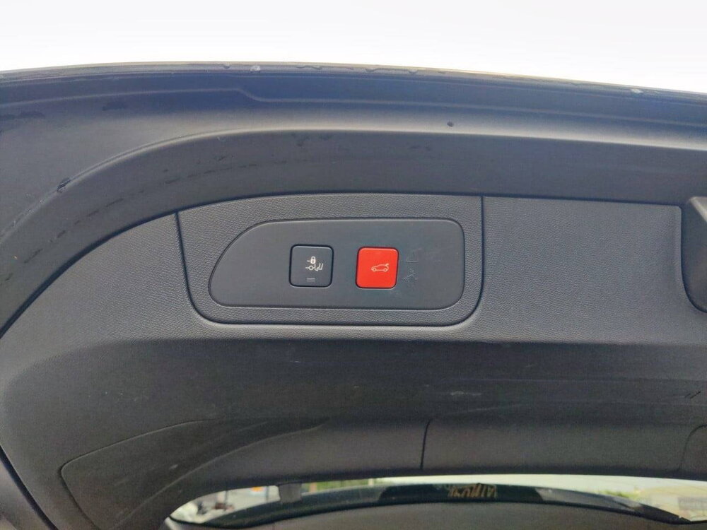 Occasion DS DS 7 Crossback DS7 Crossback Hybride E-Tense 300 EAT8 4x4 - Rivoli