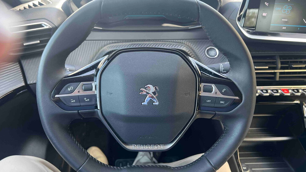 Occasion PEUGEOT 208 208 Electrique 50 kWh 136ch - Like
