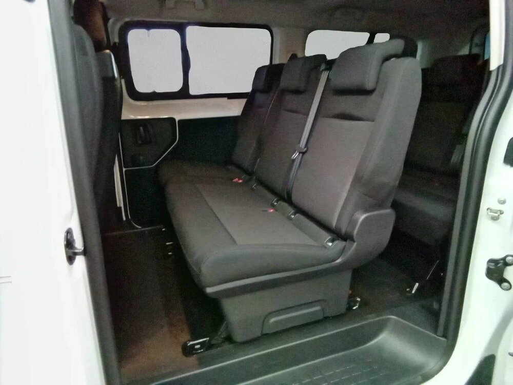 Occasion PEUGEOT Expert EXPERT Combi Long BlueHDi 120 S&S BVM6 - COMBI LONG
