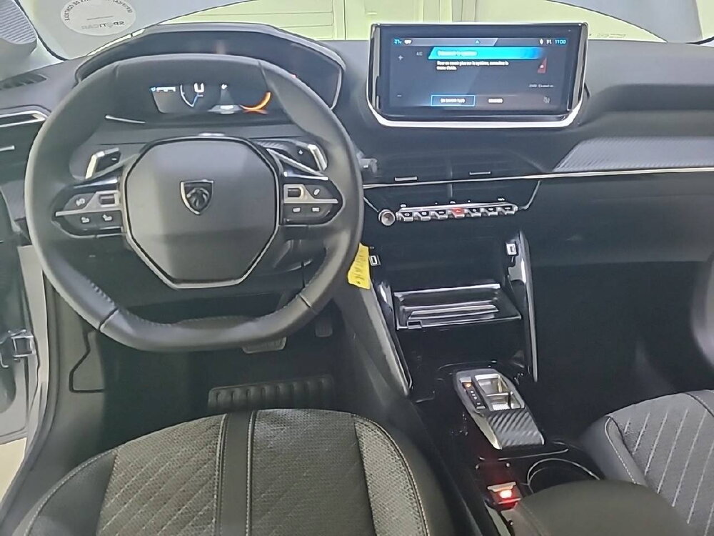 Occasion PEUGEOT 208 208 Hybrid 110 e-DCS6 - série spéciale ENVY