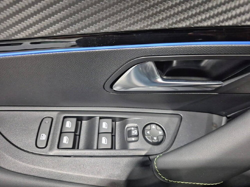 Occasion PEUGEOT 2008 2008 Hybrid 145 e-DCS6 - GT
