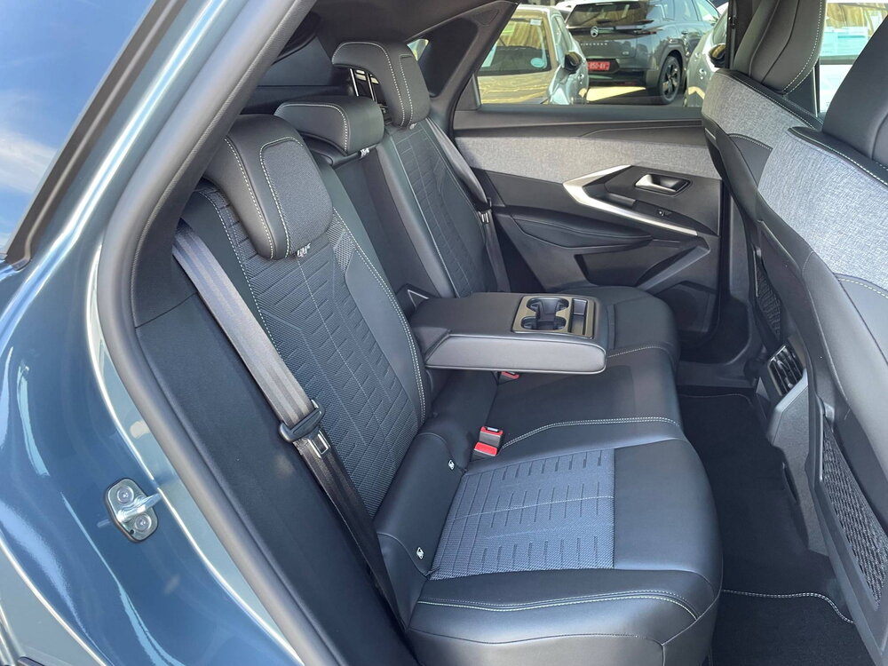 Occasion PEUGEOT 3008 3008 Hybrid 145 e-DCS6 - GT
