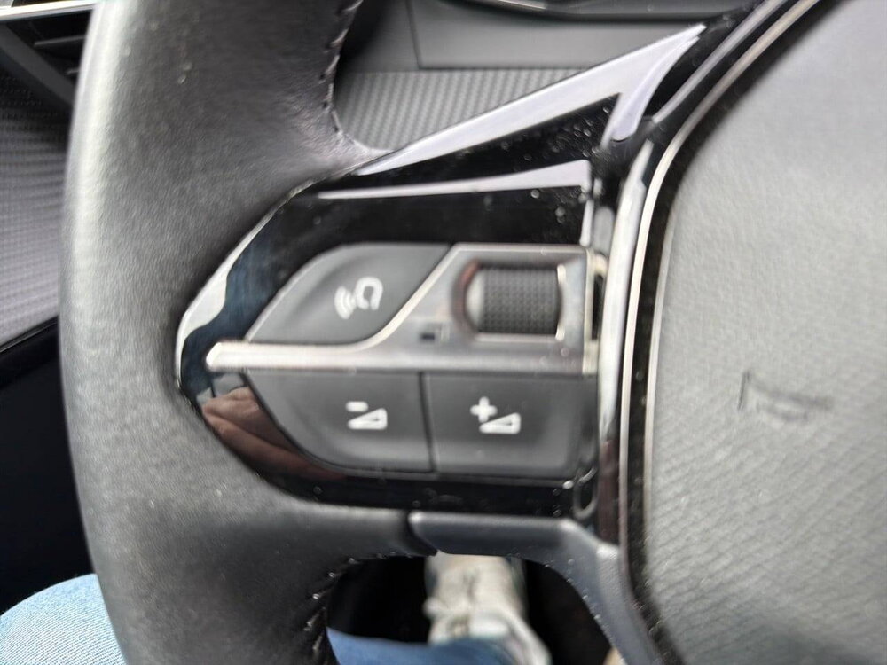 Occasion PEUGEOT 208 208 PureTech 100 S&S BVM6 - Allure