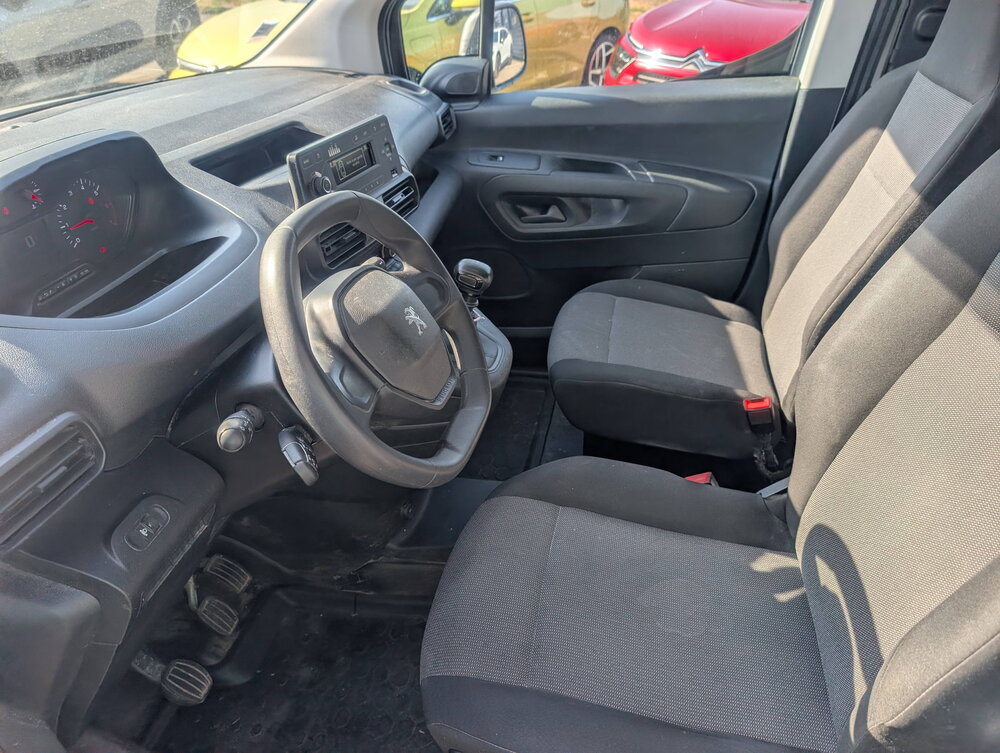 Occasion PEUGEOT Partner PARTNER FOURGON STANDARD 650 KG BLUEHDI 100 S&S BVM6 - PREMIUM