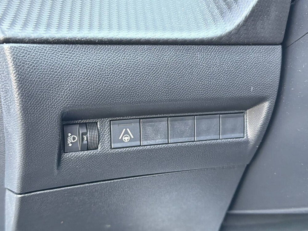 Occasion PEUGEOT 2008 2008 Hybrid 145 e-DCS6 - Allure