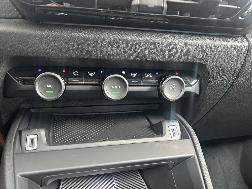 Occasion CITROEN C4 C4 Hybride 145 ch e-DCS6 - Max