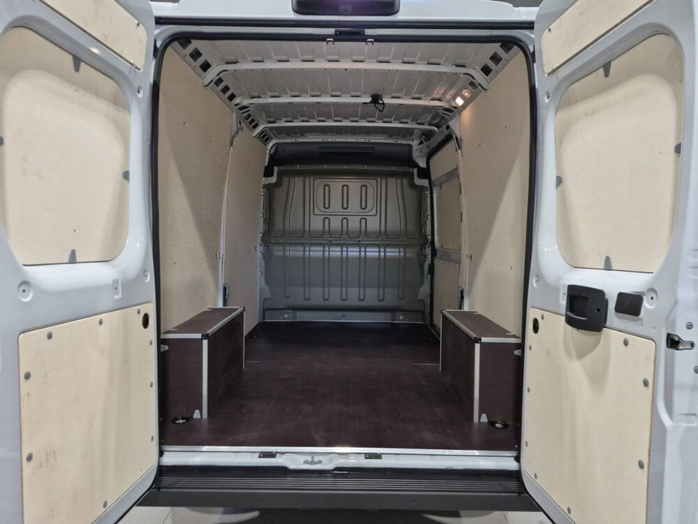 Occasion PEUGEOT Boxer BOXER FGN TOLE 3.3 T DIESEL L2H2 140 CH MANUELLE
