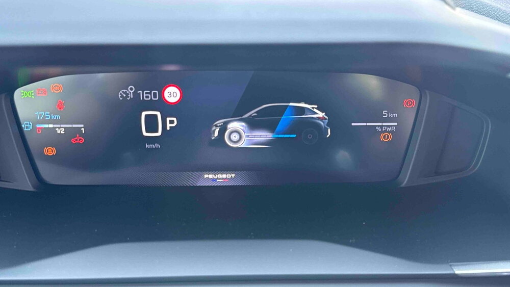 Occasion PEUGEOT 208 208 Hybrid 110 e-DCS6 - série spéciale Envy