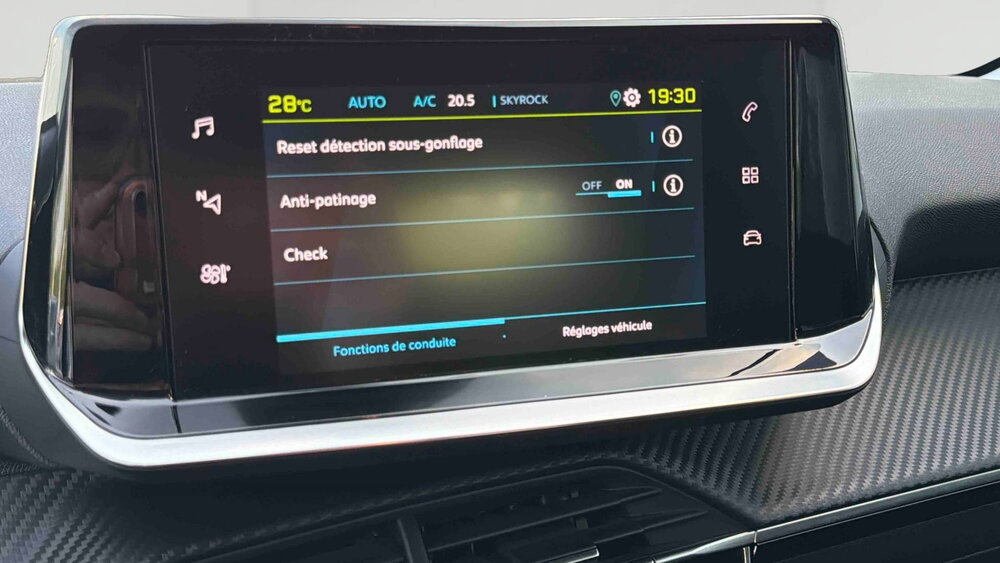 Occasion PEUGEOT 208 208 Electrique 50 kWh 136ch - Like