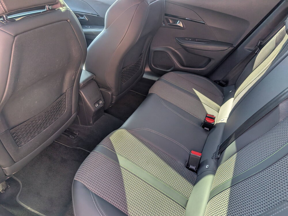 Occasion PEUGEOT 2008 2008 PureTech 130 S&S EAT8 - GT
