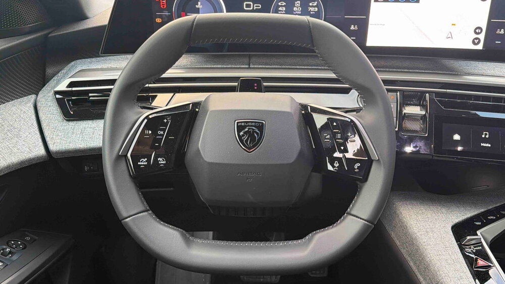 Occasion PEUGEOT 3008 3008 Hybrid 145 e-DCS6 - Allure