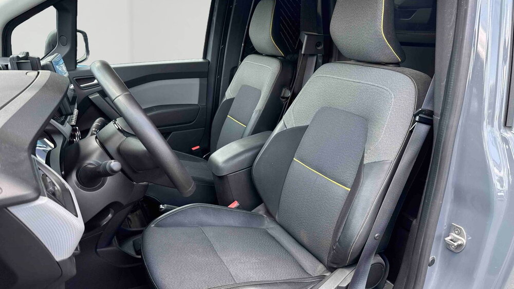 Occasion RENAULT Kangoo KANGOO VAN BLUE DCI 95 - EXTRA SESAME OUVRE TOI