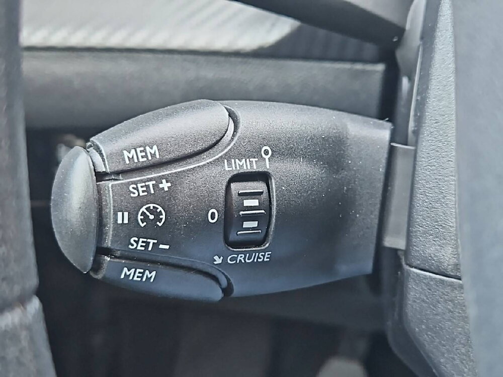 Occasion PEUGEOT 208 208 PureTech 75 S&S BVM5 - Like