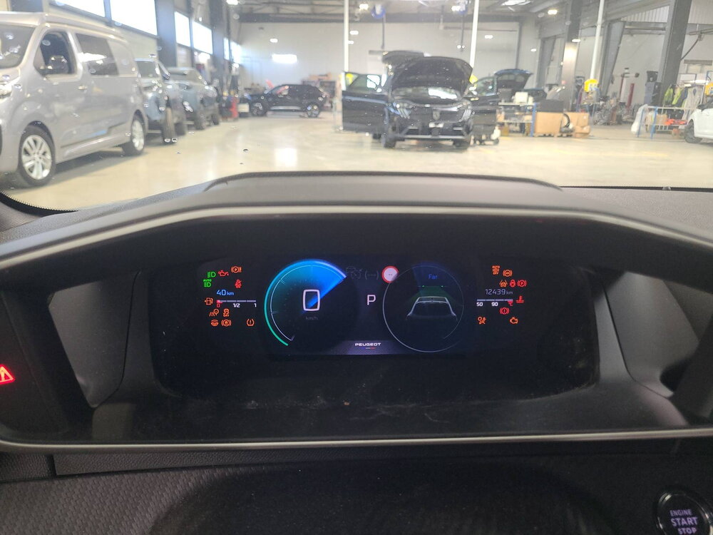 Occasion PEUGEOT 208 208 Hybrid 145 ch e-DCS6 - GT