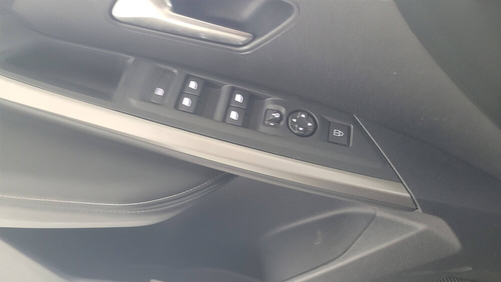 Occasion PEUGEOT 3008 3008 Hybrid 145 e-DCS6 - Allure