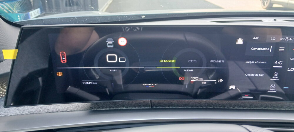 Occasion PEUGEOT 3008 3008 Hybrid 136 e-DCS6 - GT