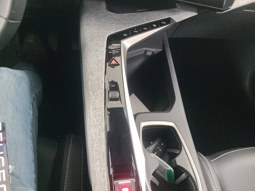 Occasion PEUGEOT 3008 3008 Hybrid 145 e-DCS6 - Allure