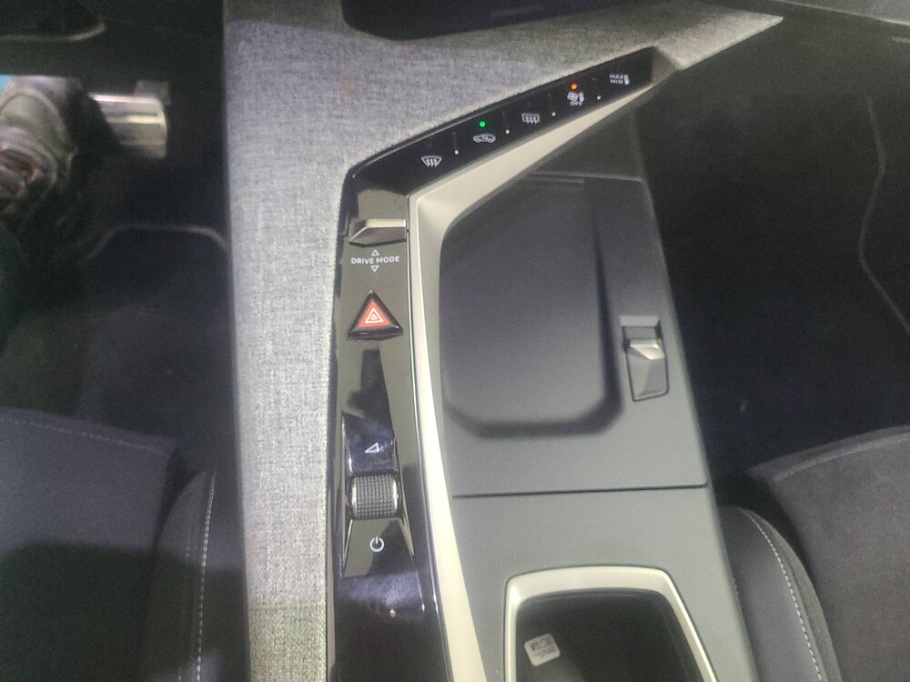 Occasion PEUGEOT 3008 3008 Hybrid 145 e-DCS6 - GT