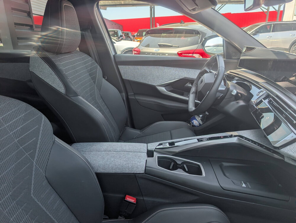 Occasion PEUGEOT 3008 3008 Hybrid 136 e-DCS6 - Allure