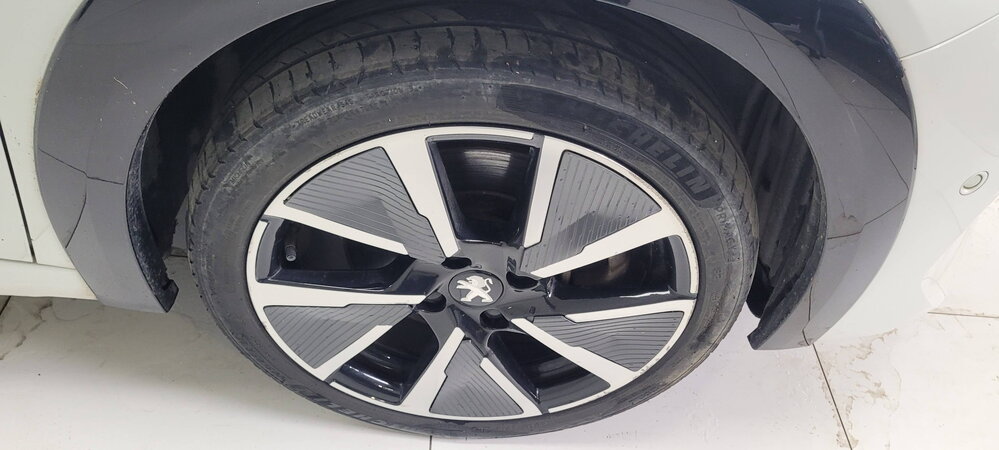 Occasion PEUGEOT 208 208 Electrique 50 kWh 136ch - GT