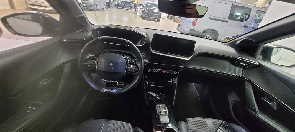 Occasion PEUGEOT 208 208 Electrique 50 kWh 136ch - GT