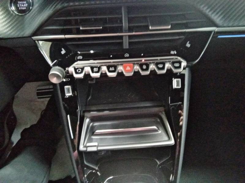 Occasion PEUGEOT 2008 2008 Hybrid 145 e-DCS6 - GT Exclusive