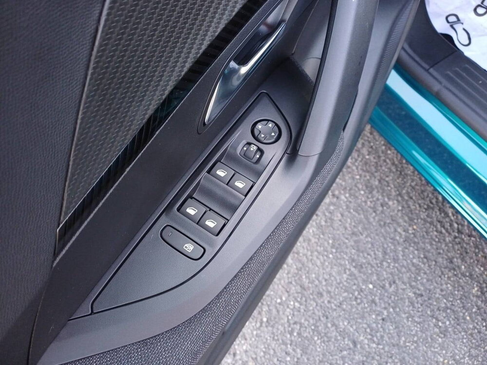 Occasion PEUGEOT 2008 2008 Hybrid 110 e-DCS6 - Style