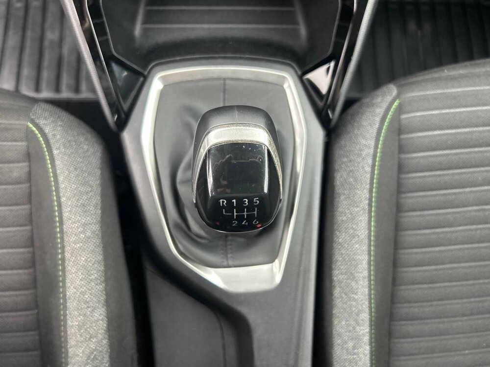 Occasion PEUGEOT 208 208 PureTech 100 S&S BVM6 - Active