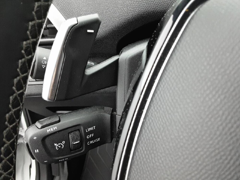Occasion PEUGEOT 3008 3008 Hybrid 225 e-EAT8 - Allure pack