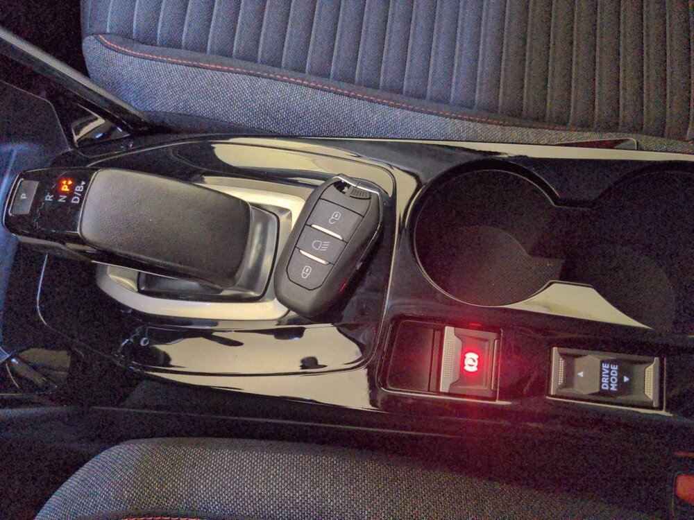 Occasion PEUGEOT 208 208 Electrique 50 kWh 136ch - Active