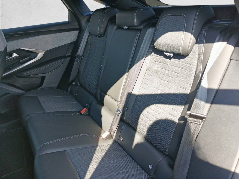 Occasion PEUGEOT 3008 3008 Electrique 210 ch 73 kWh - GT