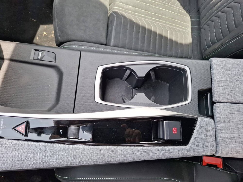 Occasion PEUGEOT 3008 3008 Hybrid 145 e-DCS6 - GT Exclusive