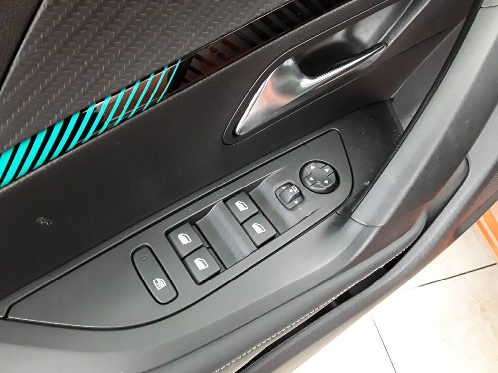 Occasion PEUGEOT 2008 2008 PureTech 130 S&S EAT8 - Allure Pack