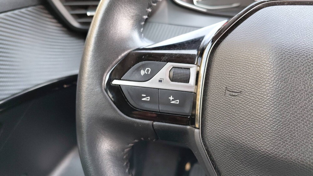 Occasion PEUGEOT 208 208 PureTech 100 S&S BVM6 - Allure
