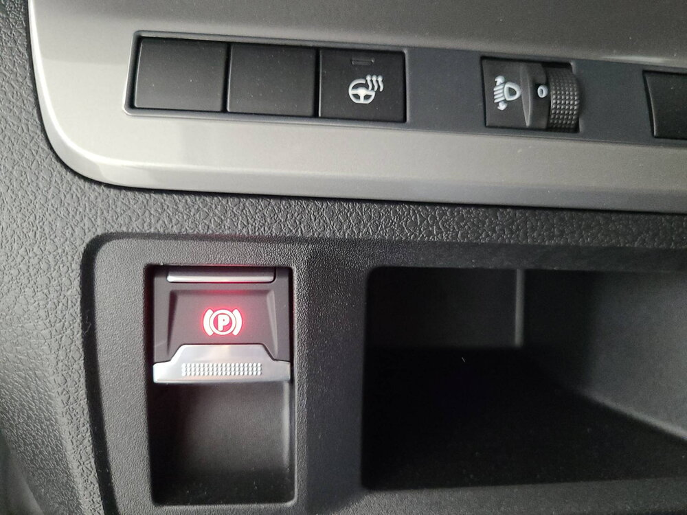 Occasion PEUGEOT Expert EXPERT FGN M DIESEL 180 CH AUTOMATIQUE