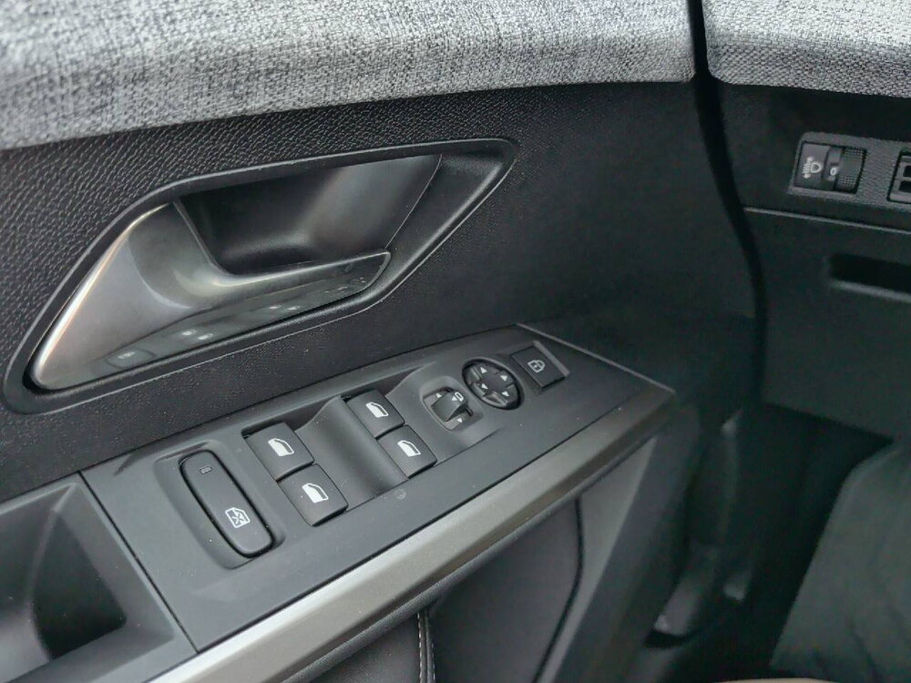 Occasion PEUGEOT 3008 3008 Hybrid 136 e-DCS6 - Allure