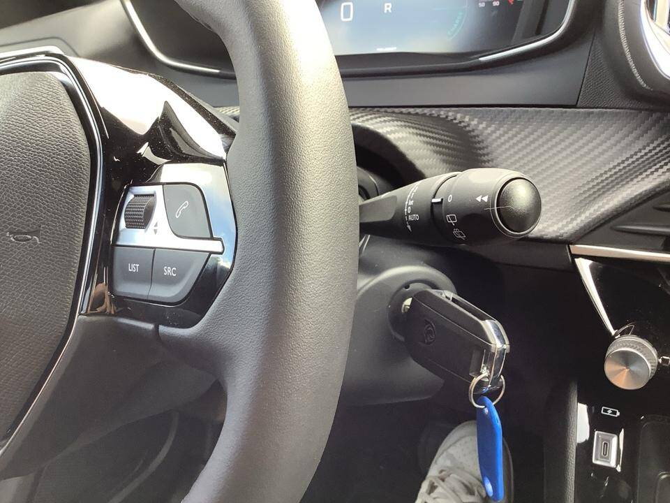 Occasion PEUGEOT 2008 2008 Hybrid 145 e-DCS6 - Allure
