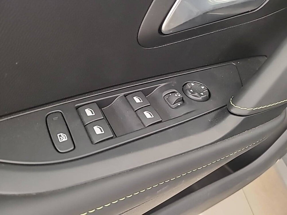 Occasion PEUGEOT 208 208 Hybrid 110 e-DCS6 - GT
