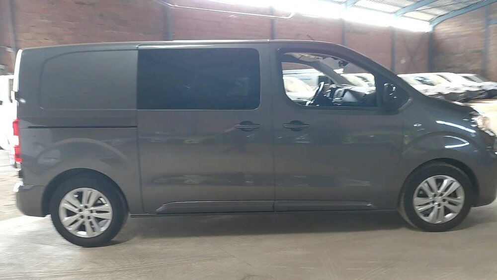 Occasion PEUGEOT Expert EXPERT CA STANDARD BLUEHDI 180 S&S EAT8 - FIXE ASPHALT