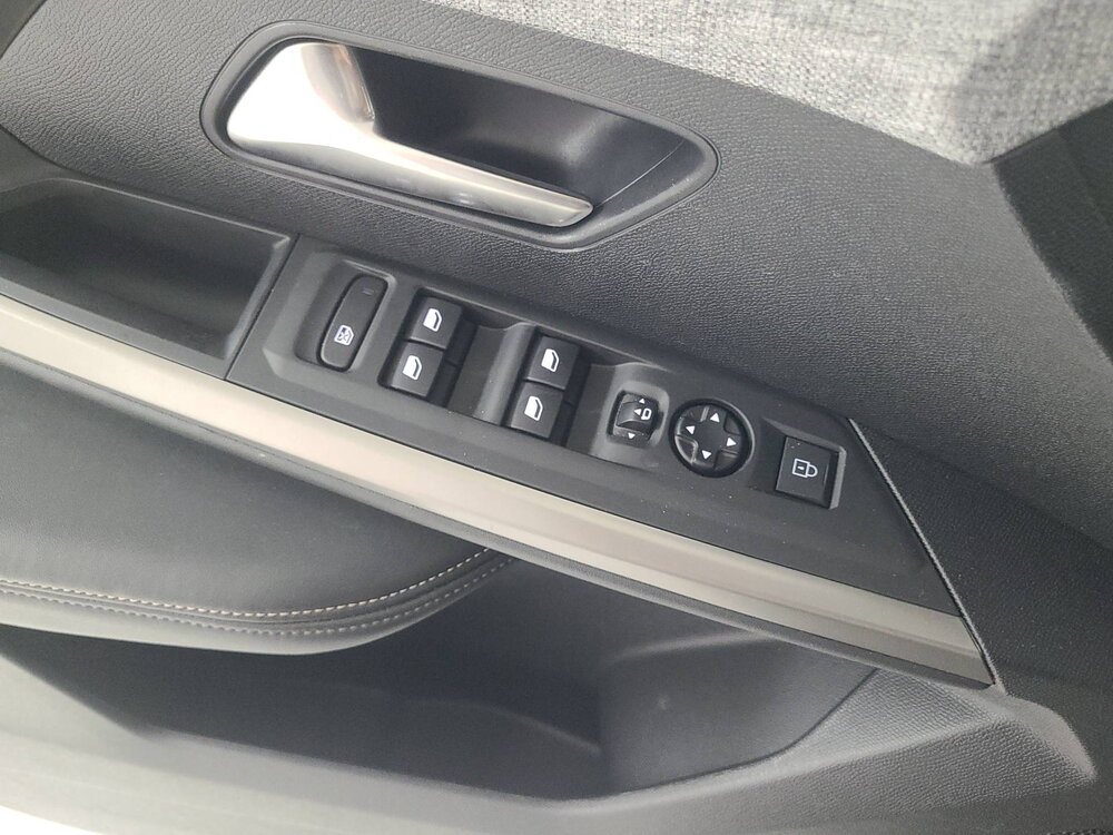 Occasion PEUGEOT 3008 3008 Hybrid 145 e-DCS6 - Allure