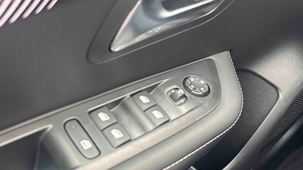 Occasion PEUGEOT 208 208 Hybrid 110 ch e-DCS6 - Allure