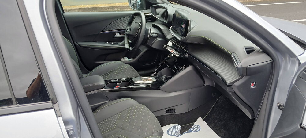 Occasion PEUGEOT 208 208 Hybrid 145 ch e-DCS6 - GT Exclusive