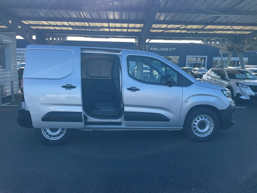 Occasion PEUGEOT Partner E-PARTNER FGN 136 CH M CHARG UT MAJ 54 KWH AUT
