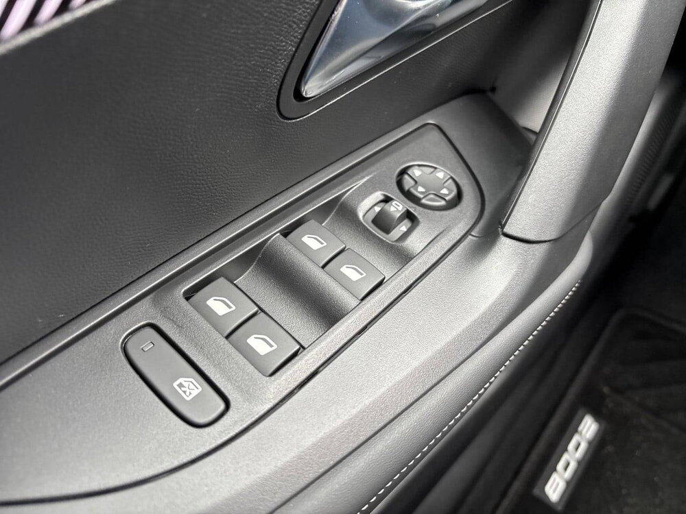 Occasion PEUGEOT 2008 2008 Hybrid 145 ch e-DCS6 - Allure